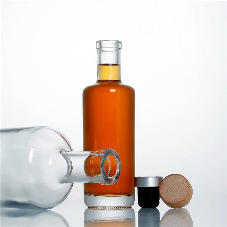 200ml/700ml Clear Spirits Glass Bottle Gin Bottle, Bar Top