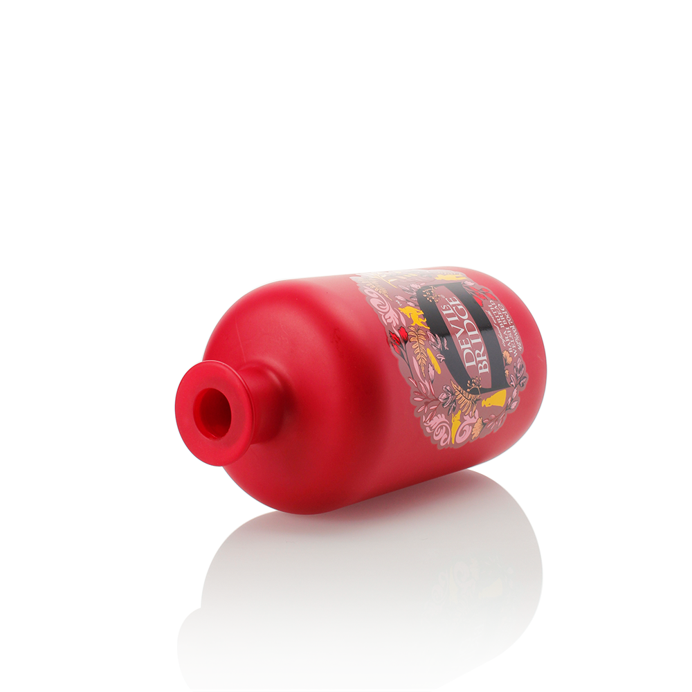 700ml Round Red Decal Bottle 700ml Round Red Decal Bottle