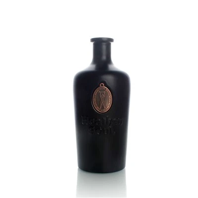 750 ml purškimo butelio su reljefiniu logotipu
